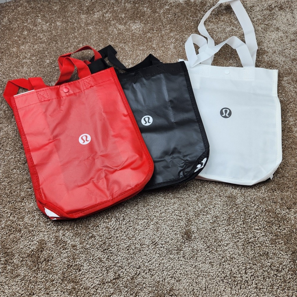 Lululemon Reusable Shopping Tote Bag Set of 3 Red Black White Small Snap Closure